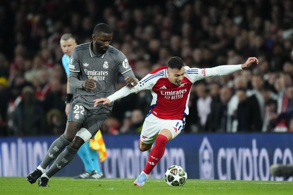 班亚马的潜 班亚马的潜